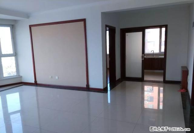 高档小区《丽华甲第苑》精装修大3居 把边大飘窗 适合办公 - 房屋出租 - 房屋租售 - 太原分类信息 - 太原28生活网 ty.28life.com