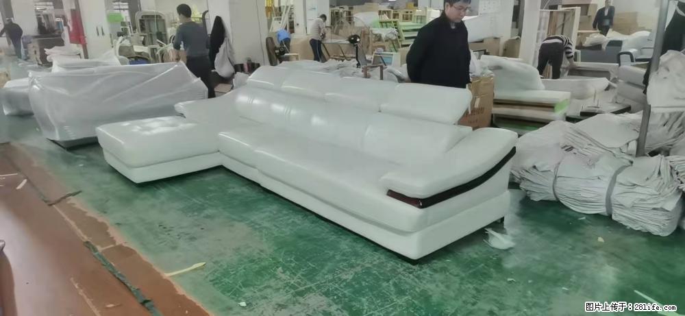 【大厂仿真皮沙发】实木框架，高回弹海绵45密度。全新包装，质量非常好，3.6米右贵妃 - 各类家具 - 居家生活 - 太原分类信息 - 太原28生活网 ty.28life.com