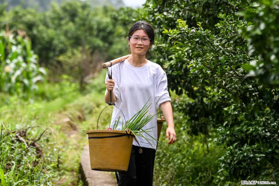 全网追的“扁担女孩”，找了一份暑假工，时薪12元 - 太原生活资讯 - 太原28生活网 ty.28life.com